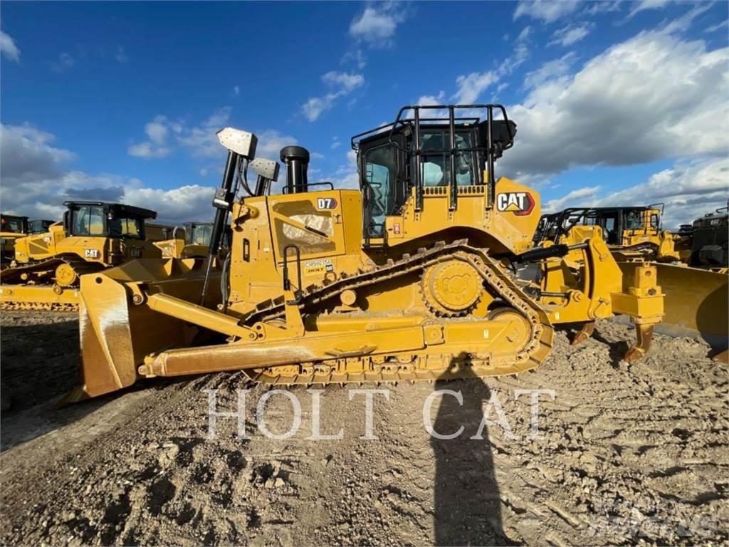 CAT D7 Kāpurķēžu buldozeri