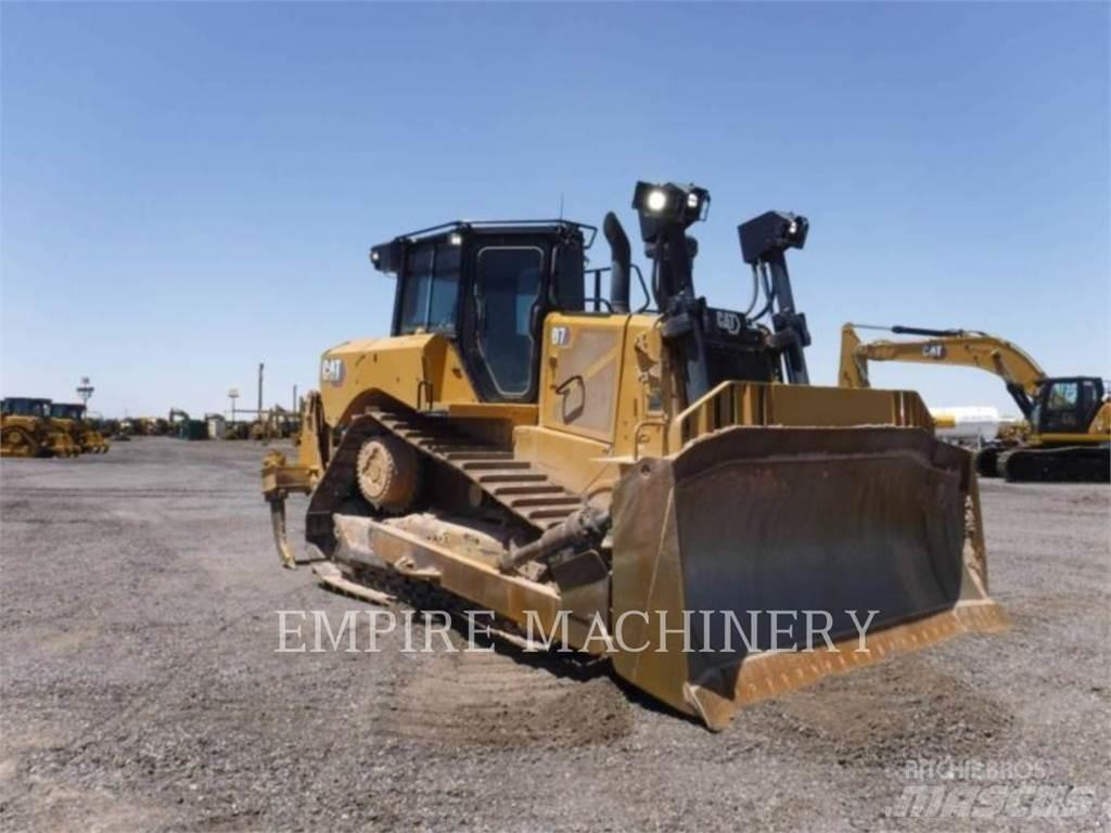 CAT D7-17 Kāpurķēžu buldozeri