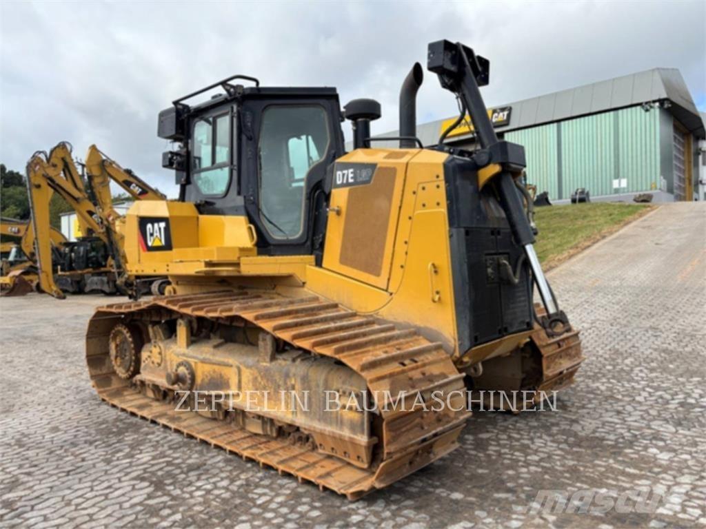 CAT D7E Kāpurķēžu buldozeri