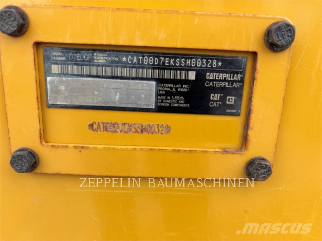 CAT D7E Kāpurķēžu buldozeri