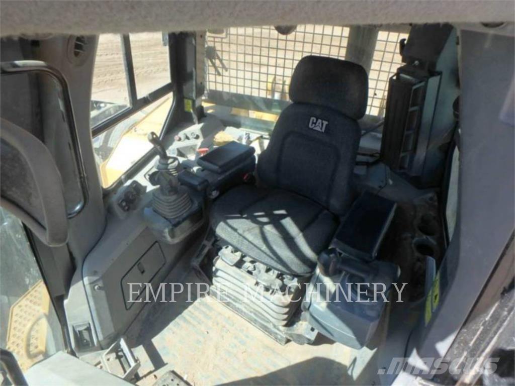 CAT D7E Kāpurķēžu buldozeri