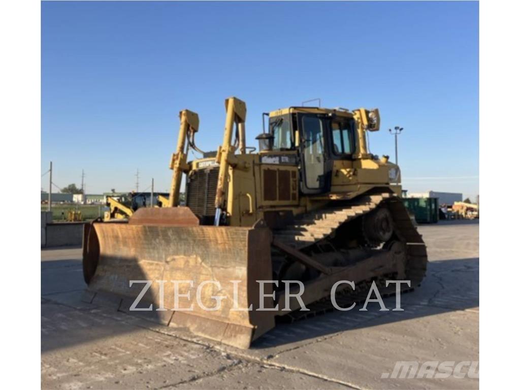 CAT D7R Kāpurķēžu buldozeri