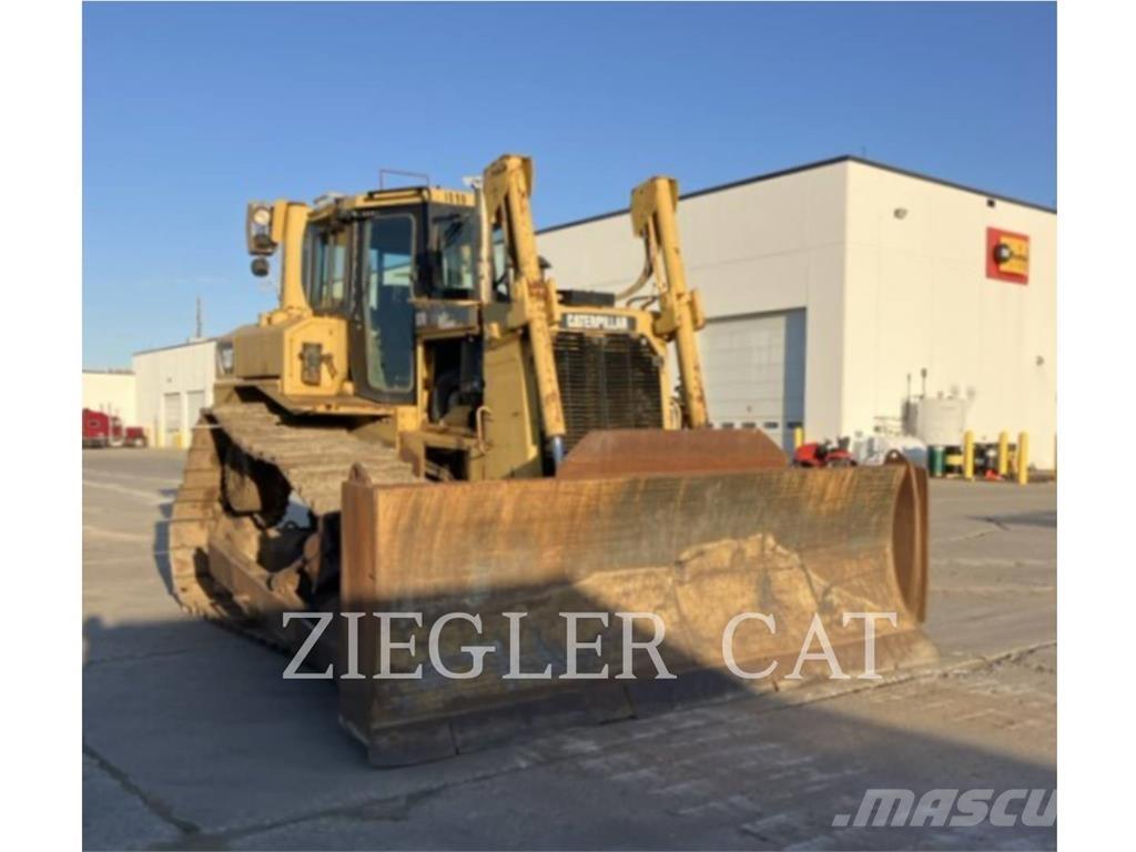 CAT D7R Kāpurķēžu buldozeri