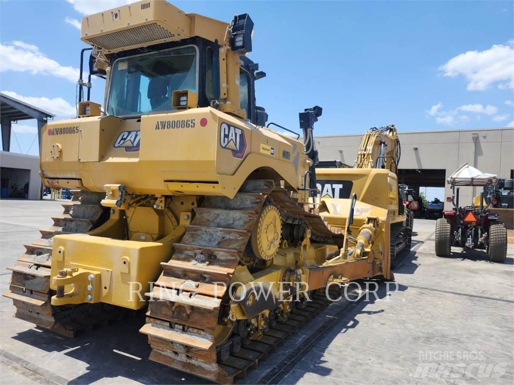 CAT D8 Kāpurķēžu buldozeri