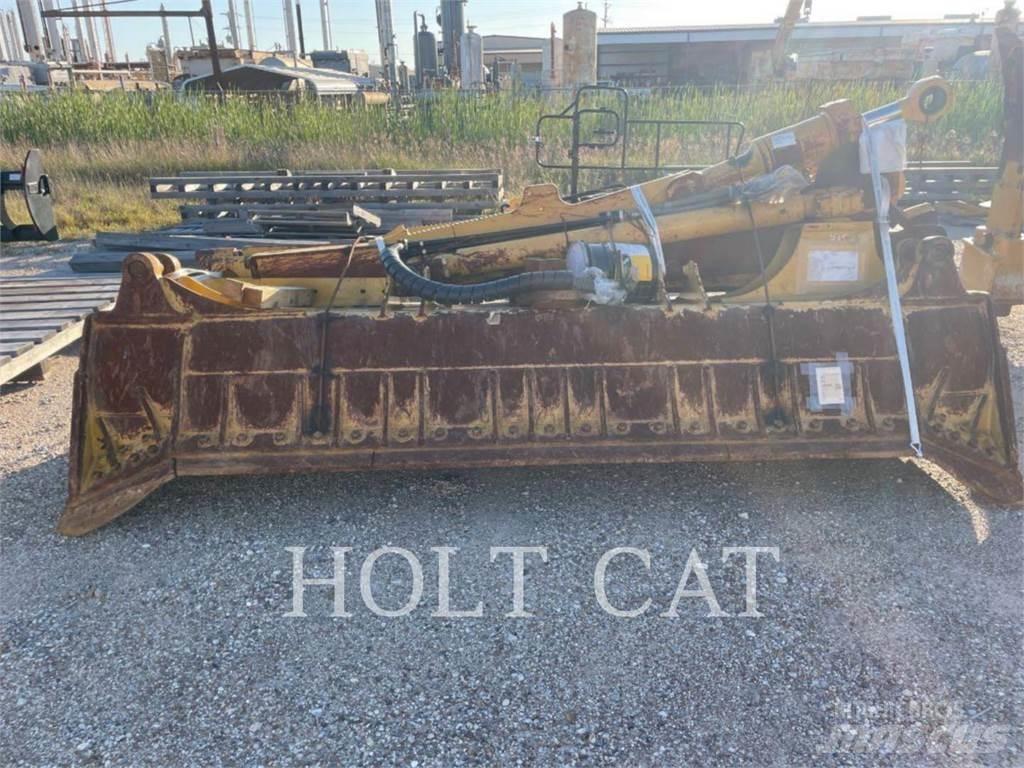 CAT D8 Kāpurķēžu buldozeri