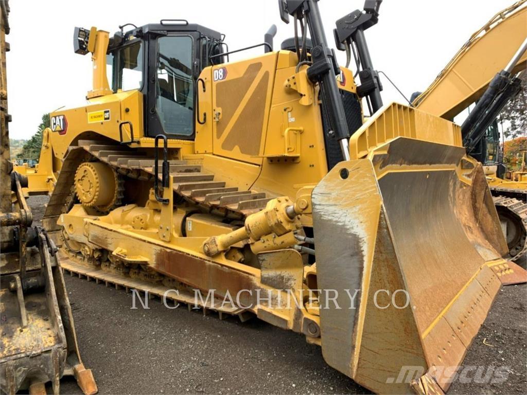 CAT D8 Kāpurķēžu buldozeri