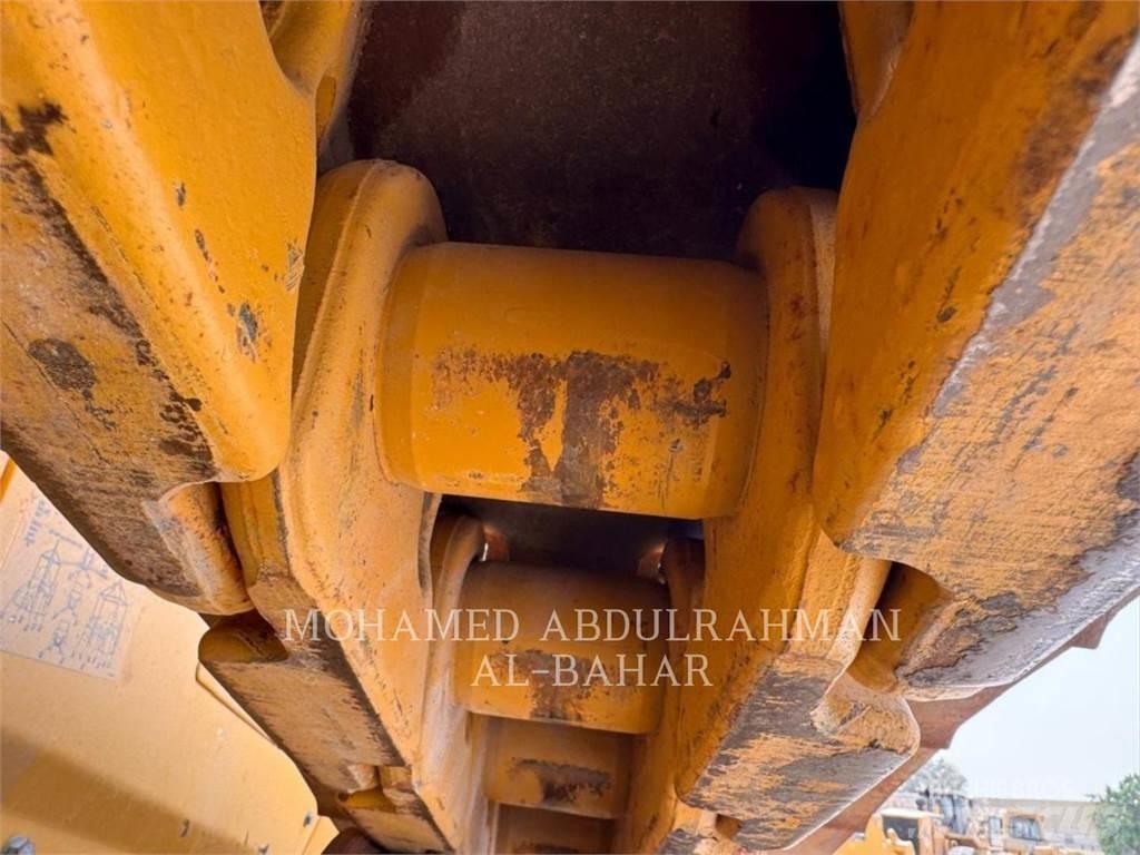 CAT D8-19 Kāpurķēžu buldozeri