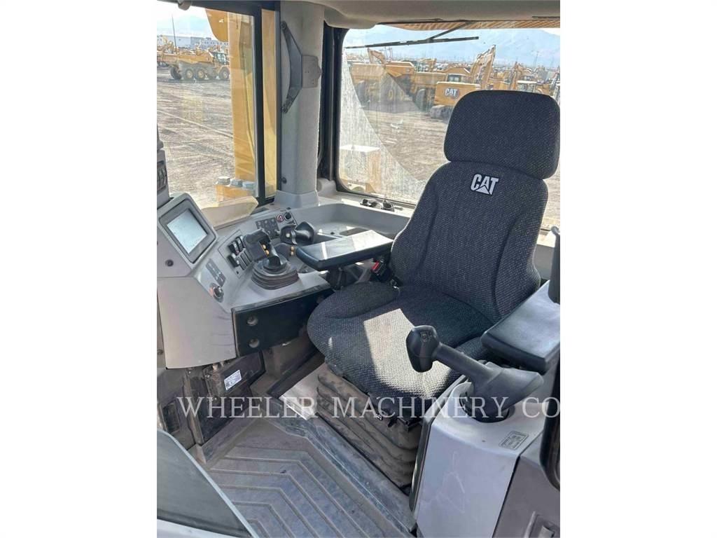 CAT D8 SU Kāpurķēžu buldozeri