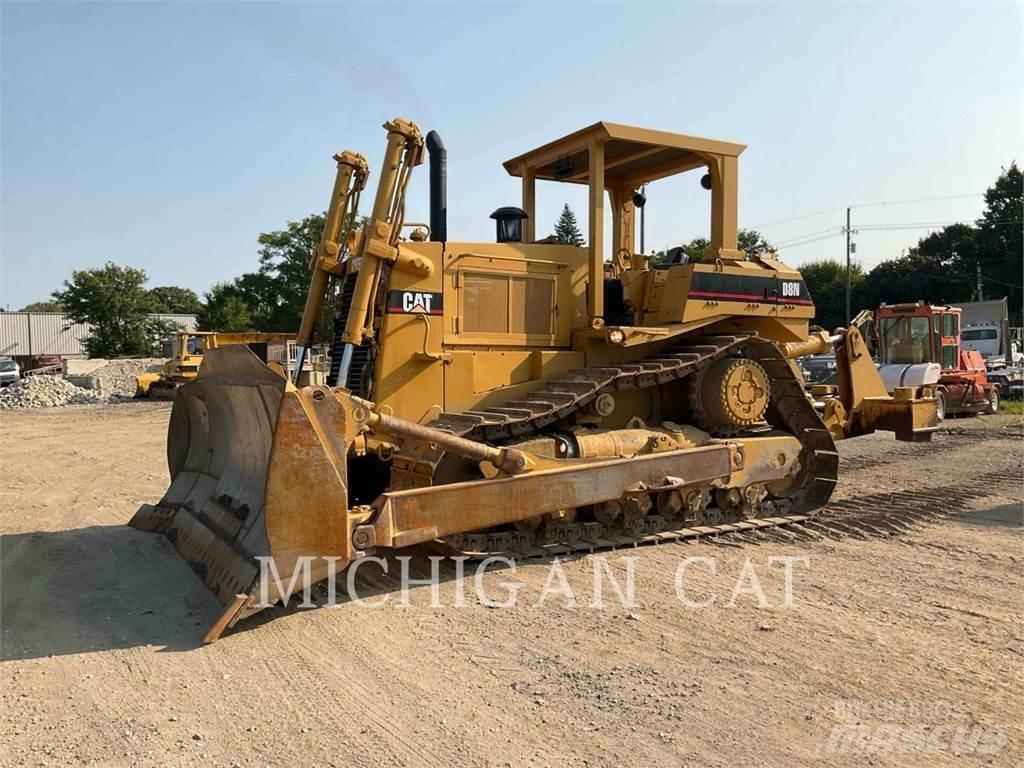 CAT D8N Kāpurķēžu buldozeri