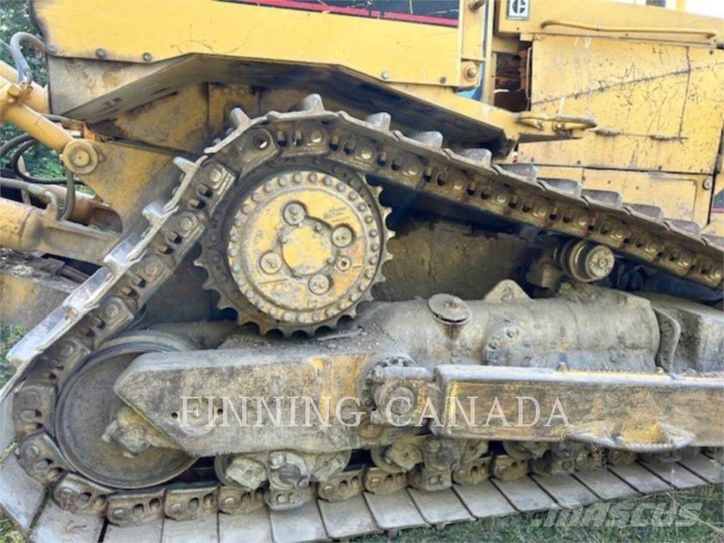 CAT D8N Kāpurķēžu buldozeri