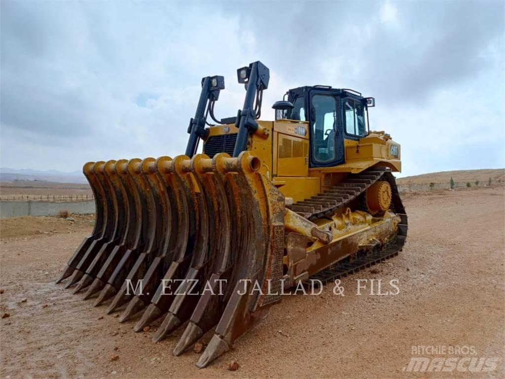 CAT D8R Kāpurķēžu buldozeri