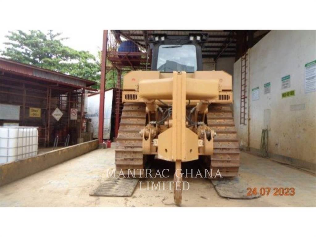 CAT D8R Kāpurķēžu buldozeri