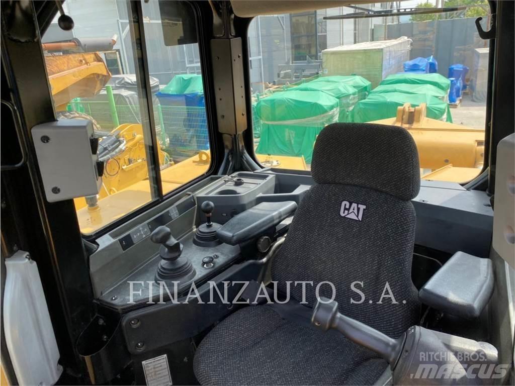 CAT D8R Kāpurķēžu buldozeri