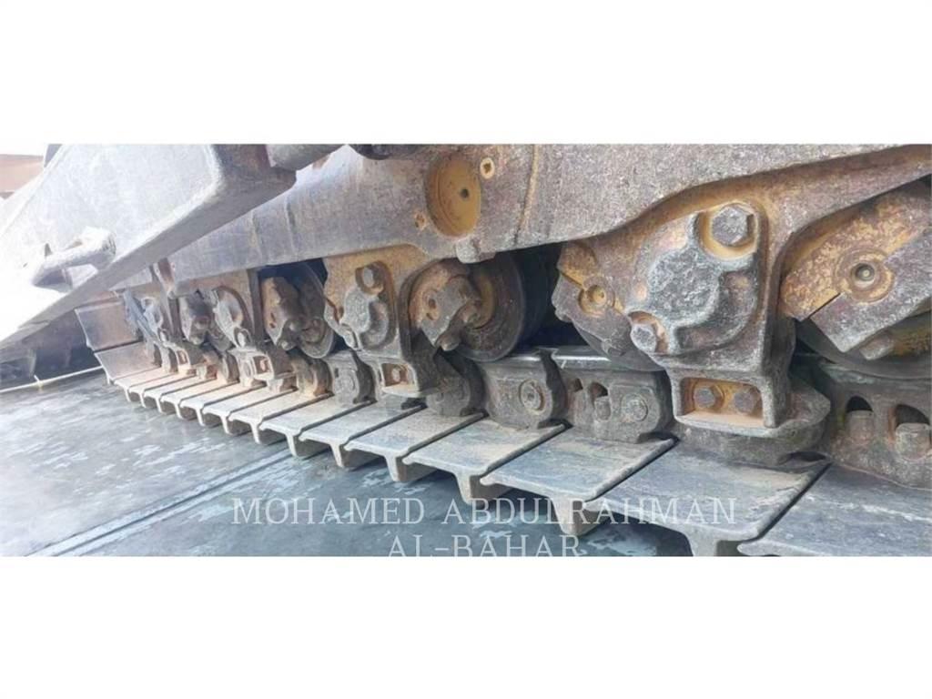 CAT D8R Kāpurķēžu buldozeri