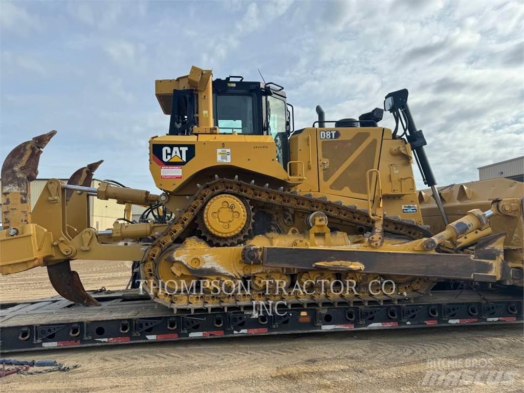 CAT D8T Kāpurķēžu buldozeri