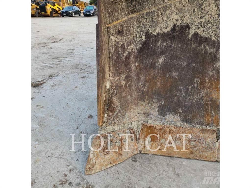 CAT D8T Kāpurķēžu buldozeri