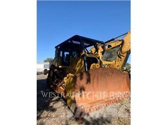 CAT D8T Kāpurķēžu buldozeri