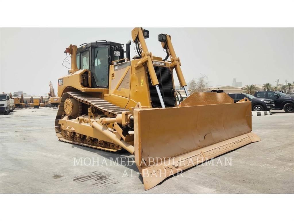 CAT D8T Kāpurķēžu buldozeri