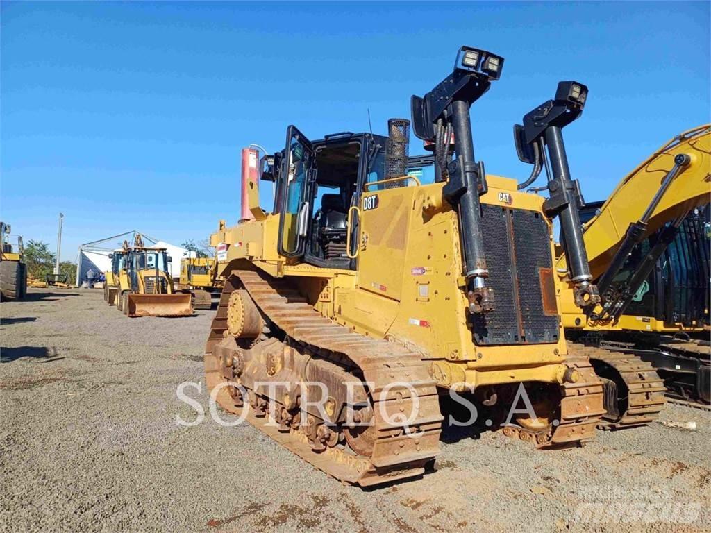 CAT D8T Kāpurķēžu buldozeri