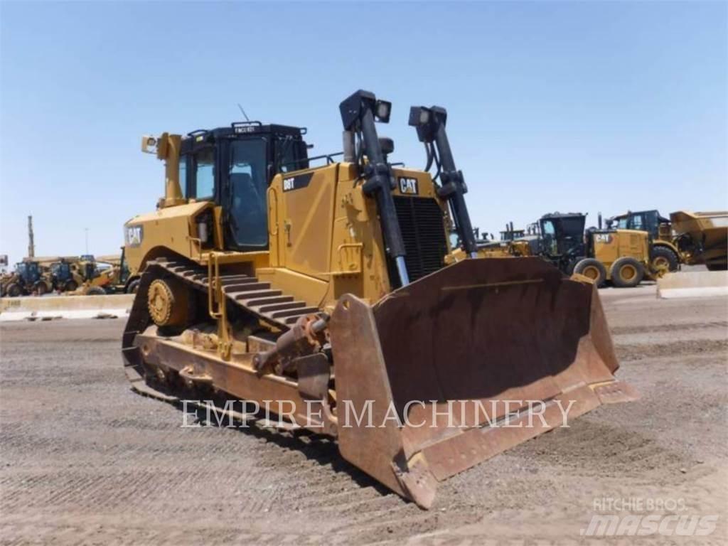 CAT D8T Kāpurķēžu buldozeri