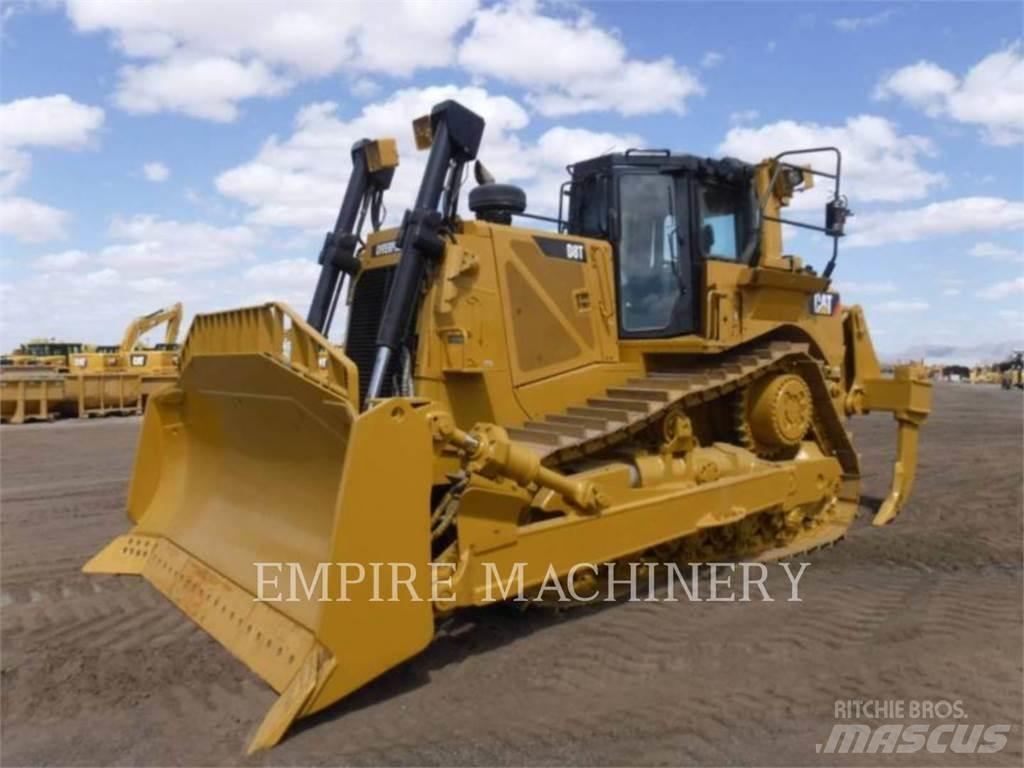 CAT D8T Kāpurķēžu buldozeri
