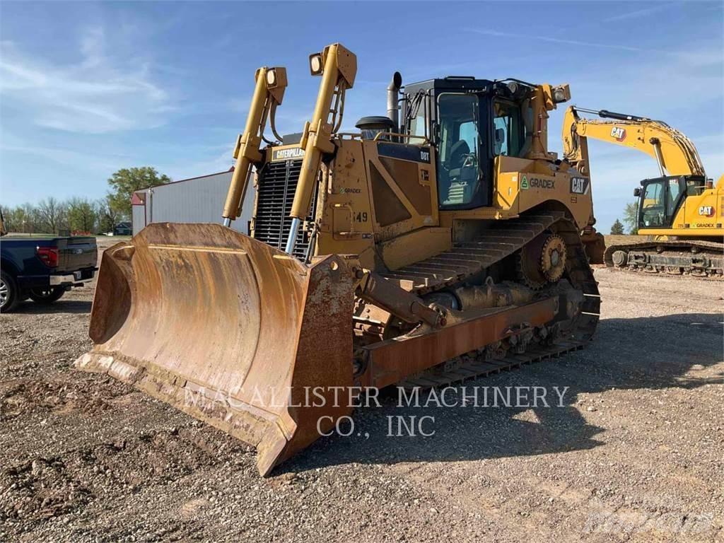 CAT D8T Kāpurķēžu buldozeri