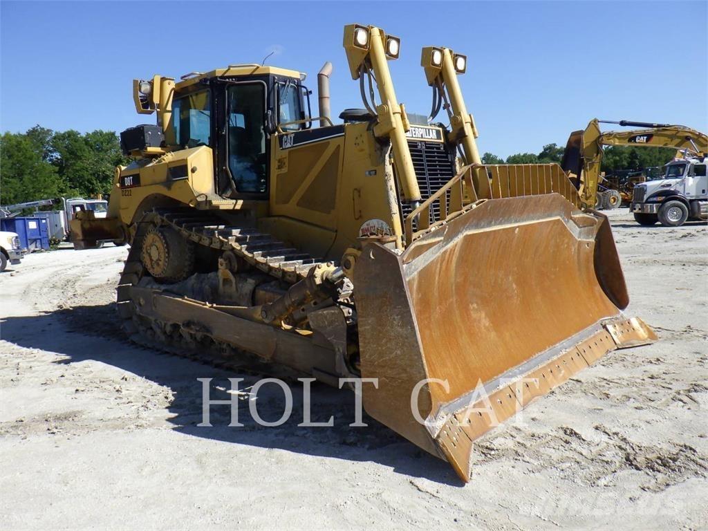 CAT D8T Kāpurķēžu buldozeri
