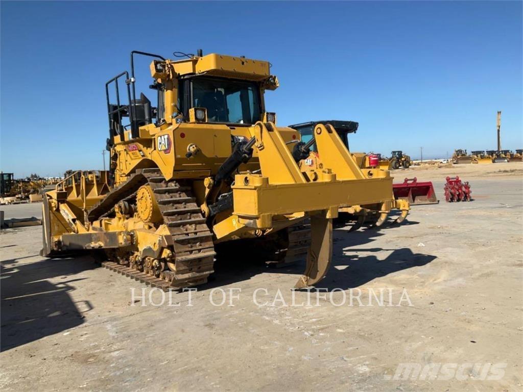 CAT D8T Kāpurķēžu buldozeri