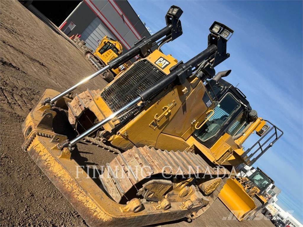 CAT D8T Kāpurķēžu buldozeri