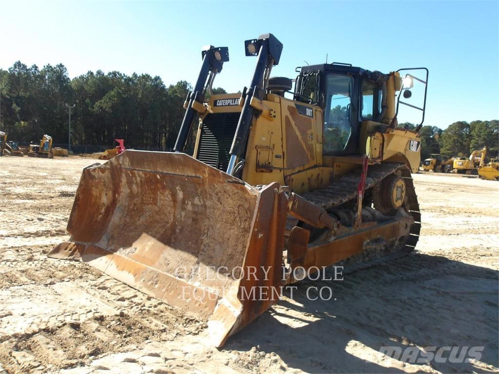CAT D8T Kāpurķēžu buldozeri
