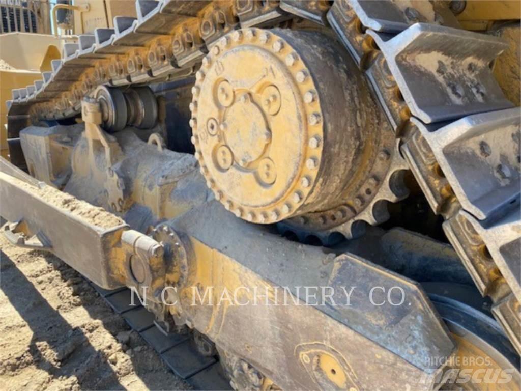 CAT D8T Kāpurķēžu buldozeri