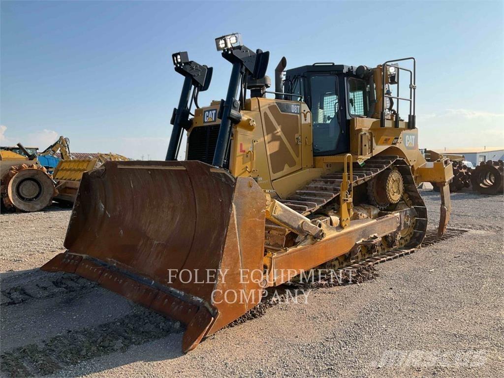 CAT D8T Kāpurķēžu buldozeri