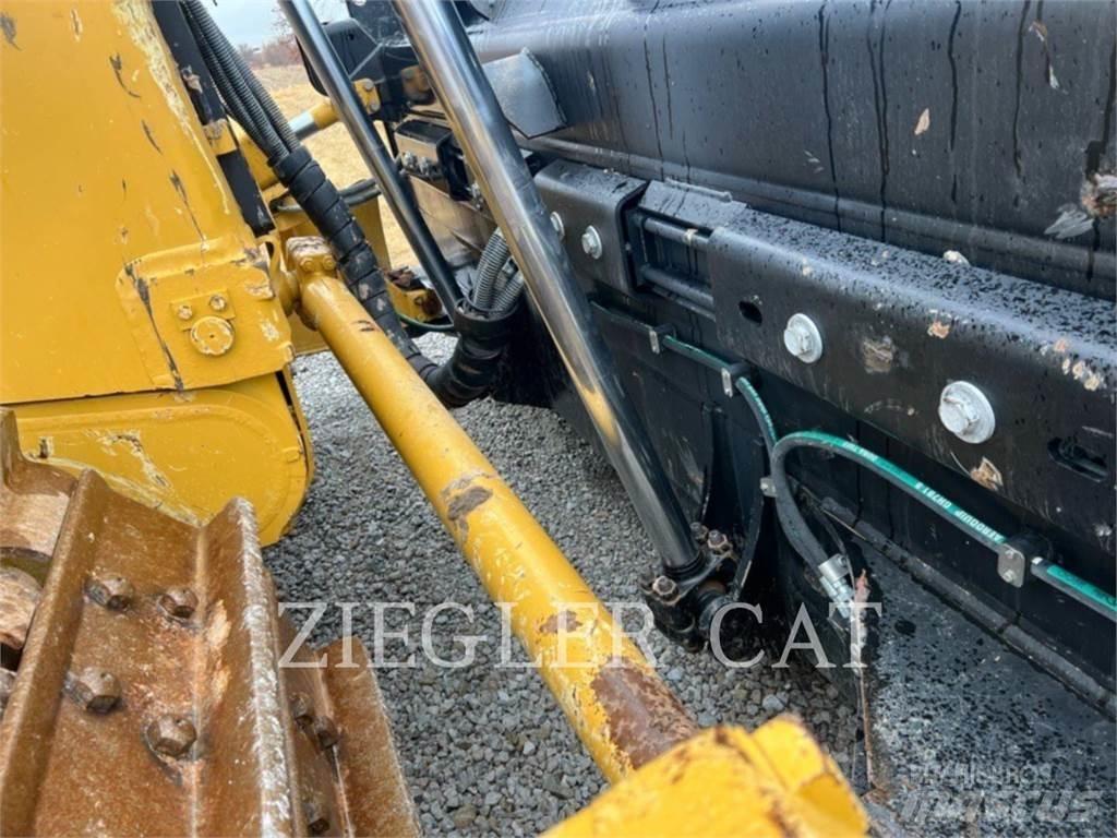 CAT D9T Kāpurķēžu buldozeri