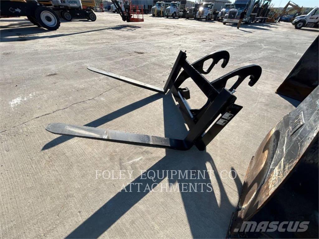 CAT FK20F53 Iekrāvēji uz riteņiem