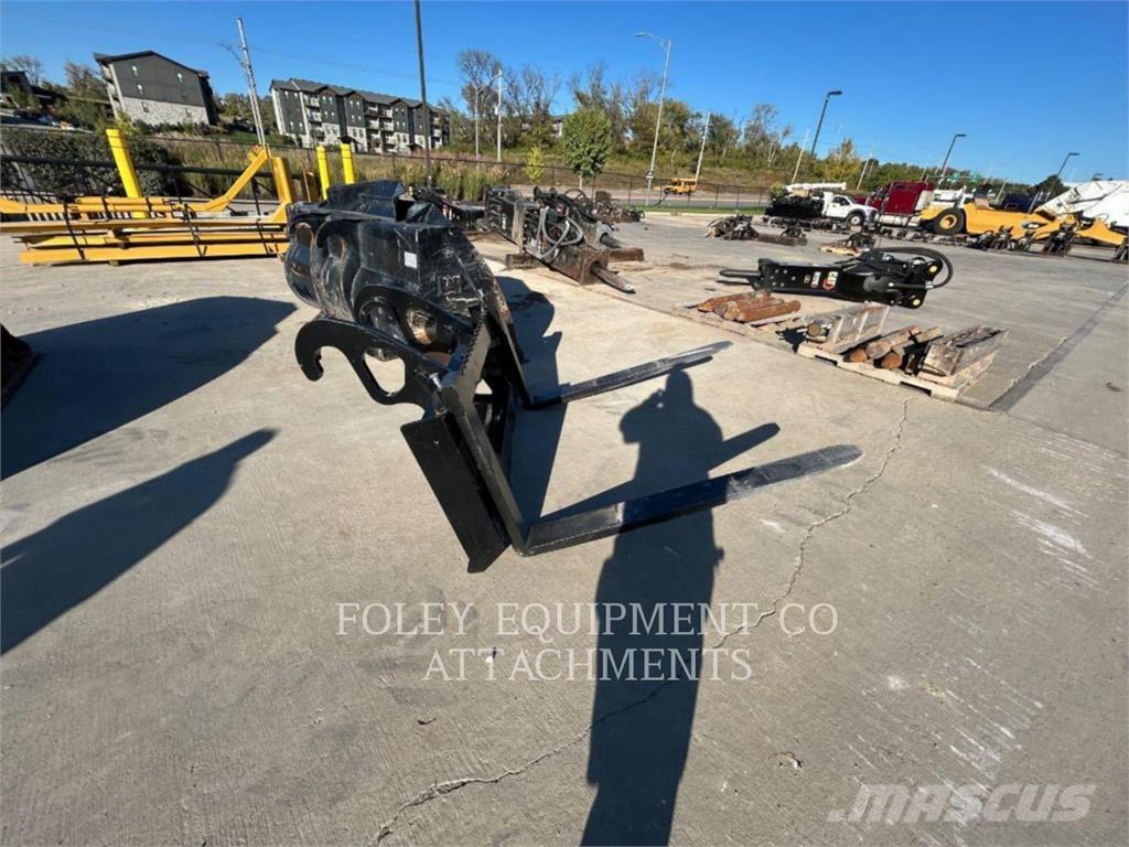 CAT FK20F53 Iekrāvēji uz riteņiem