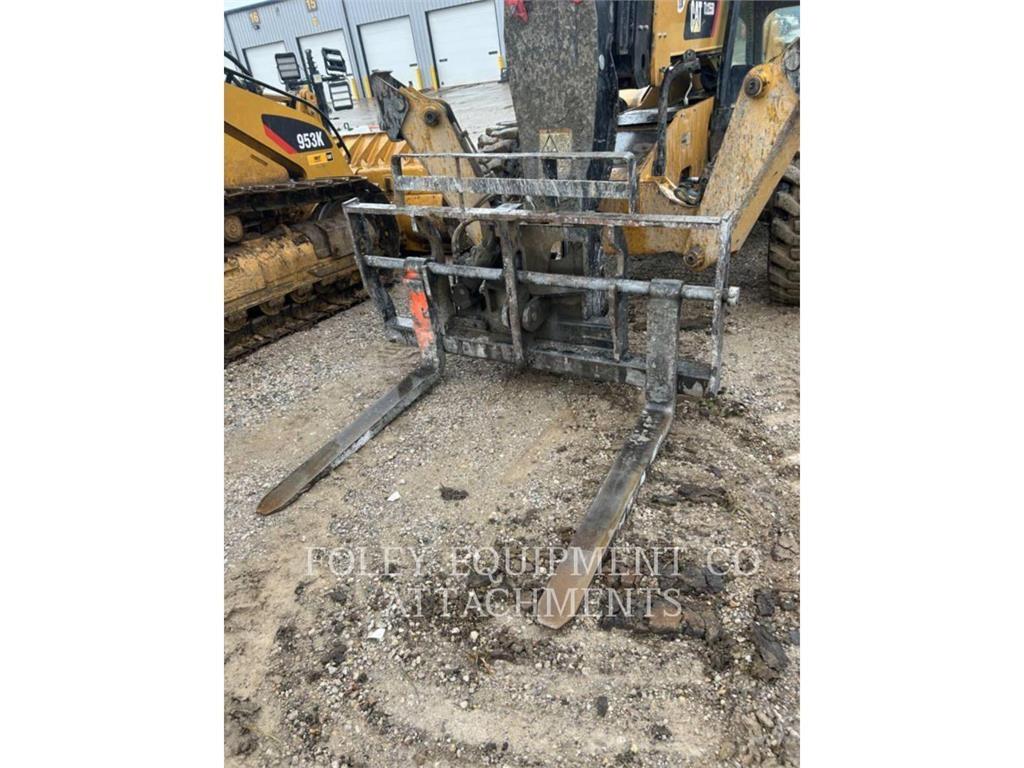 CAT FKTHT72W Teleskopiskie manipulatori