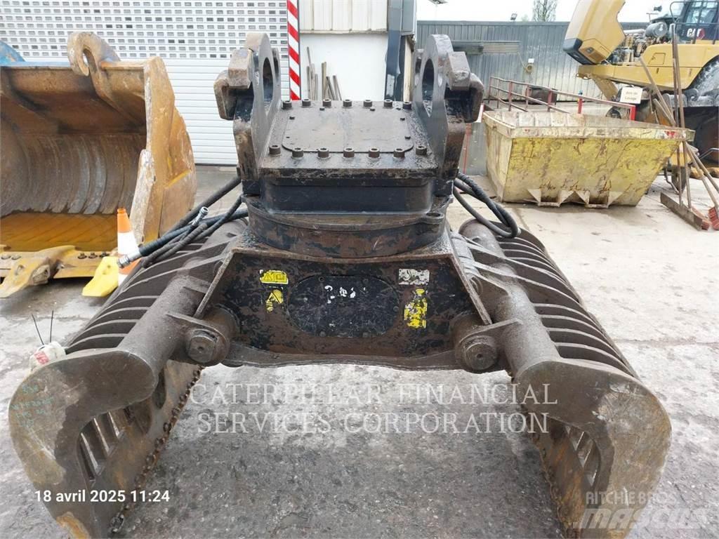 CAT G332 Pašgrābji