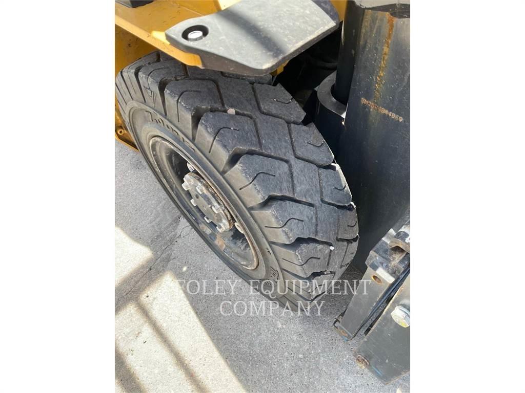 CAT GP25N Demontāžas ekskavators