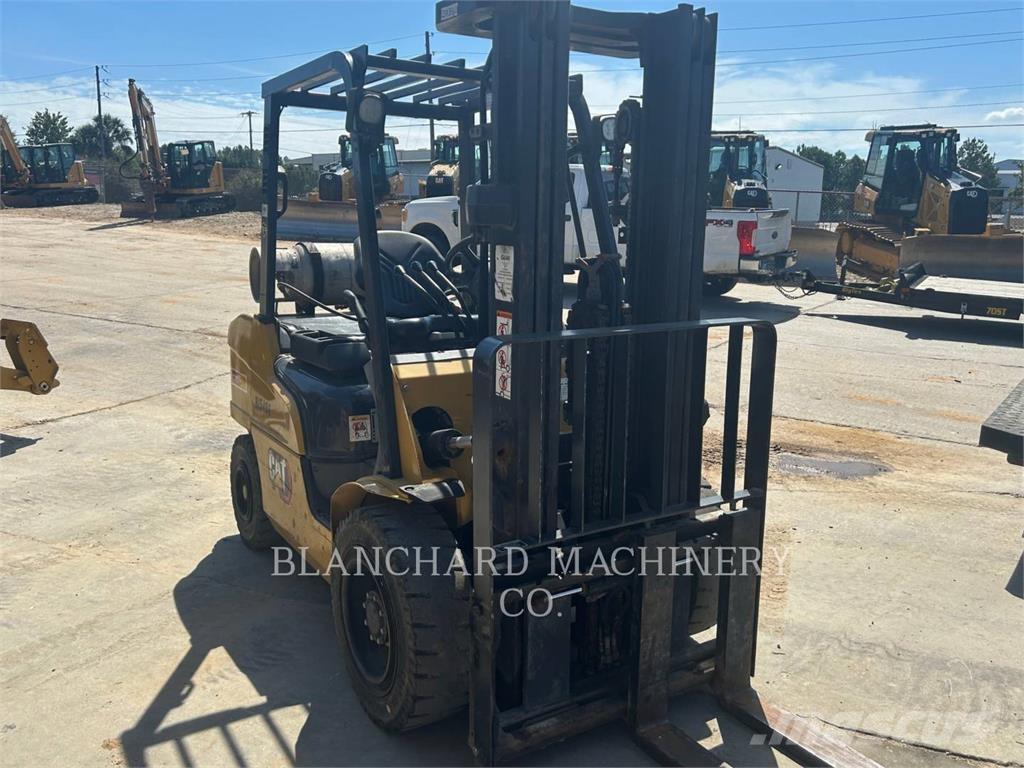 CAT GP30N Autokrāvēji - citi