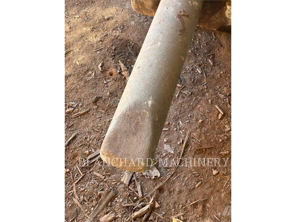 CAT H120GC Āmuri/Drupinātāji