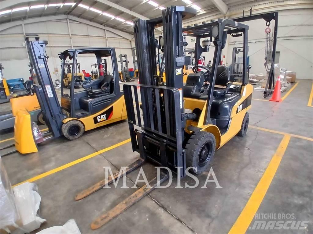 CAT LIFT TRUCKS DP25NM Autokrāvēji - citi
