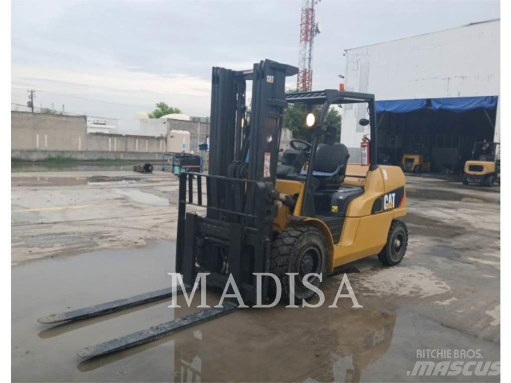 CAT LIFT TRUCKS DP50NM1 Tehnika ar dīzeļa dzinēju