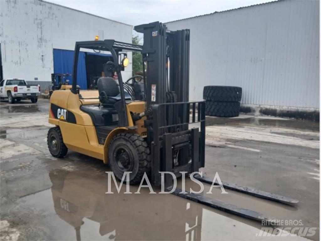 CAT LIFT TRUCKS DP50NM1 Tehnika ar dīzeļa dzinēju