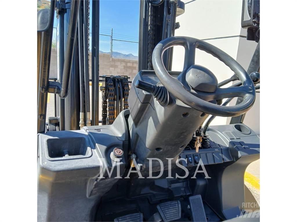 CAT LIFT TRUCKS DP50NM1 Tehnika ar dīzeļa dzinēju