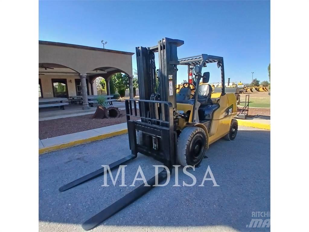 CAT LIFT TRUCKS DP50NM1 Tehnika ar dīzeļa dzinēju