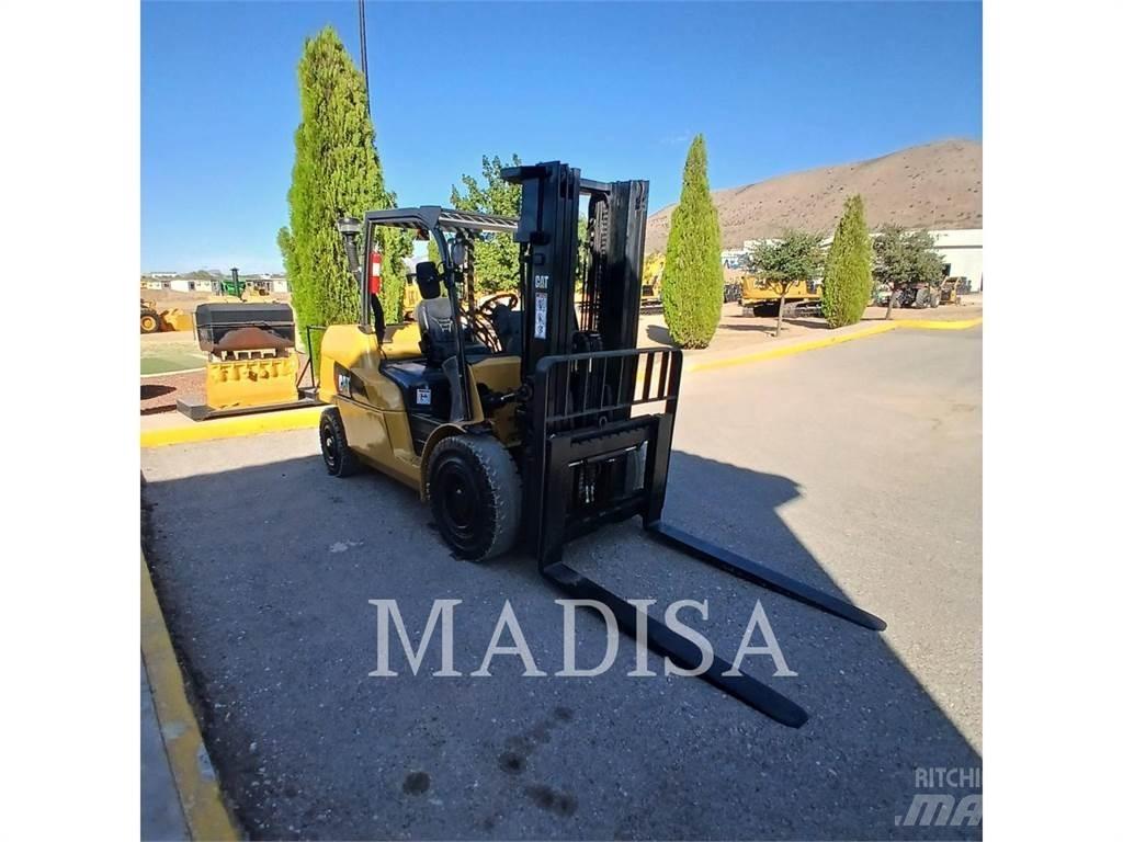 CAT LIFT TRUCKS DP50NM1 Tehnika ar dīzeļa dzinēju