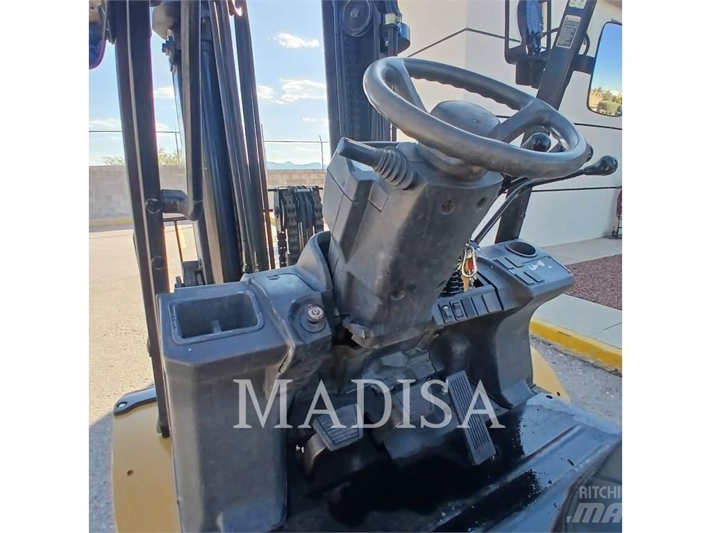 CAT LIFT TRUCKS DP50NM1 Tehnika ar dīzeļa dzinēju