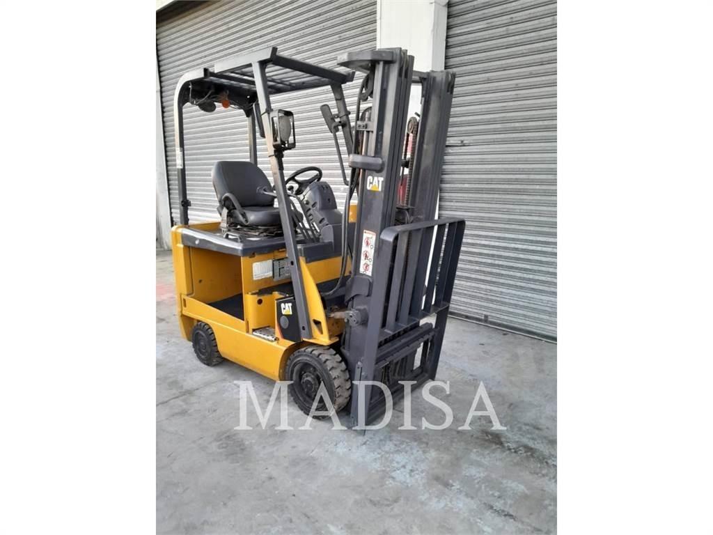 CAT LIFT TRUCKS E3500-AC Autokrāvēji - citi