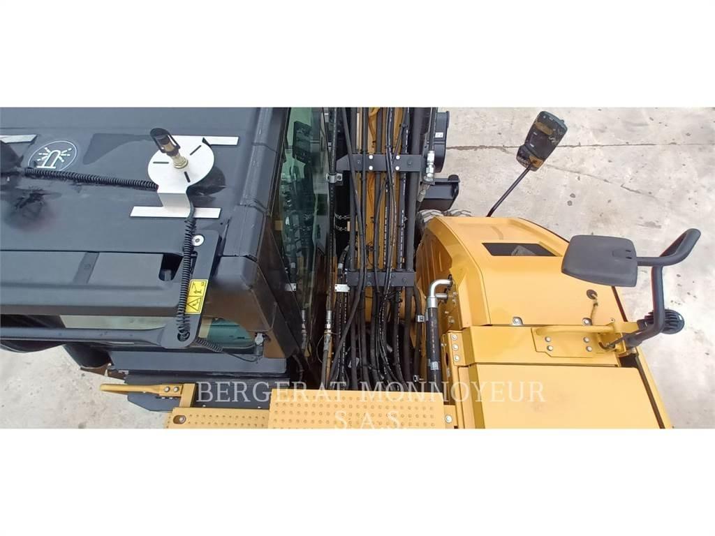 CAT M314 Ekskavatori uz riteņiem