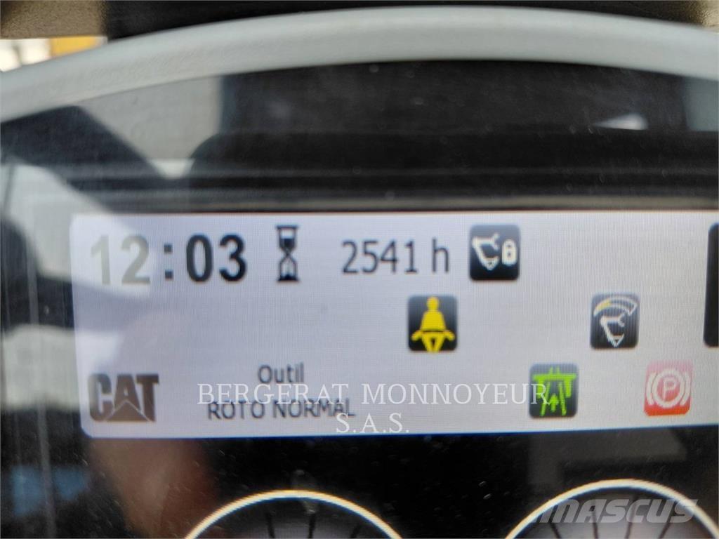 CAT M315F IVC Ekskavatori uz riteņiem